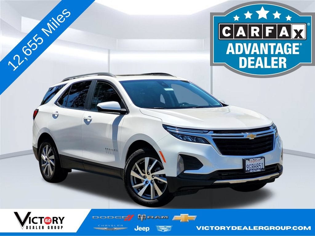 2022 Chevrolet Equinox LT in Iridescent Pearl Tricoat — front three-quarter view